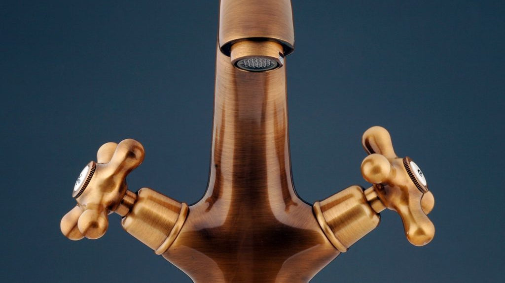Advantages and Disadvantages of Different Faucets Materials