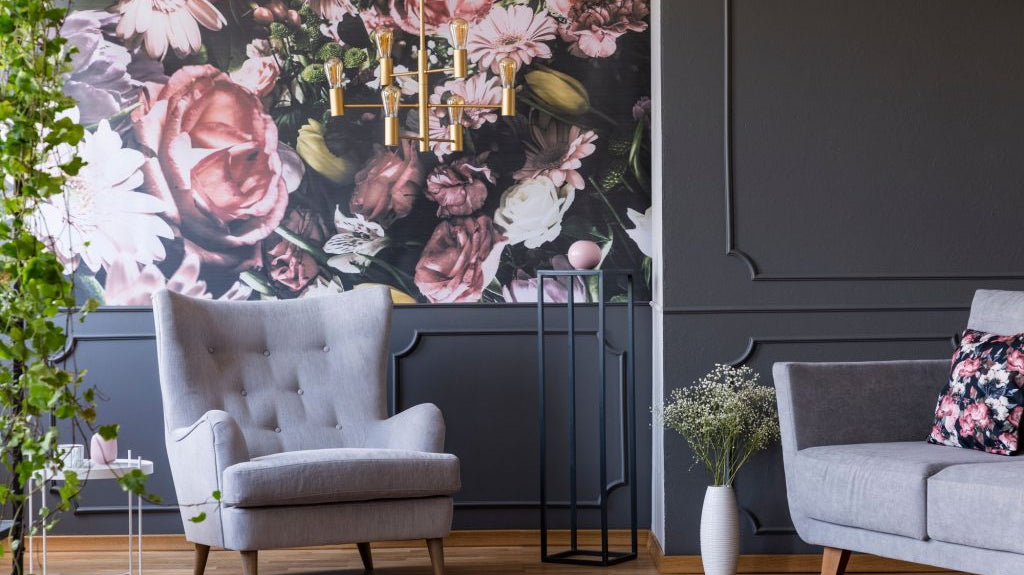 Dark Wallpaper or Wall Painting – Pros and Cons