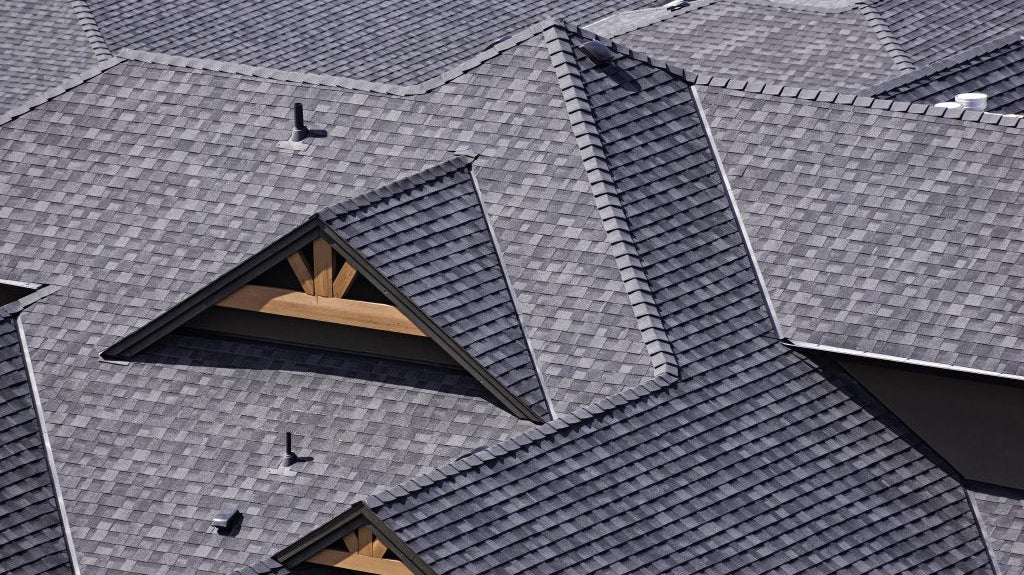 Roofing materials: classic solutions and their advantages