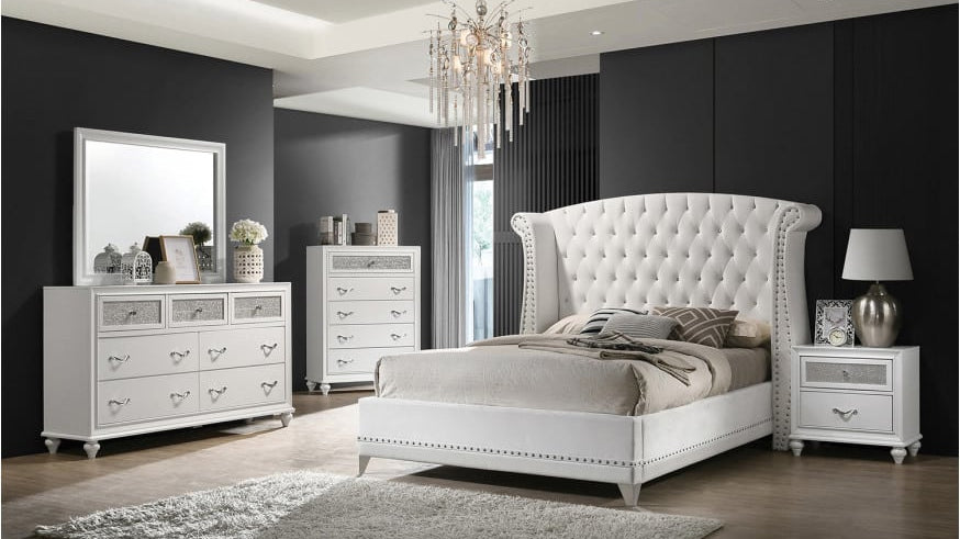 How to Use Mirrors from Coaster to Add the Finishing Touch to Your Home Decor