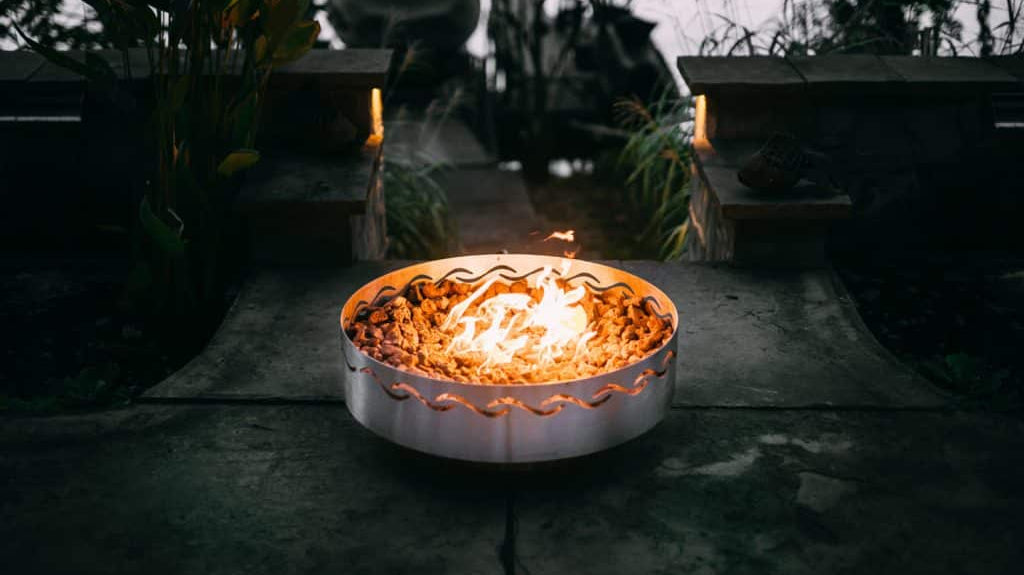Tips for Choosing the Perfect Fire Pit for Your Backyard or Patio