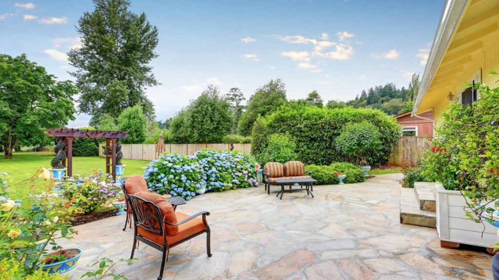 Choosing an outdoor flooring for your patio