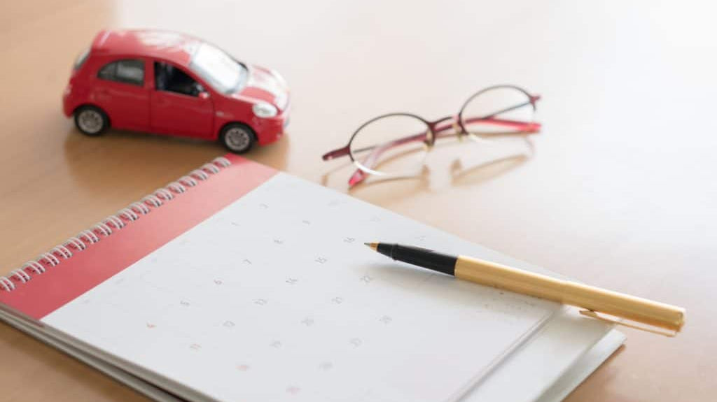 Top 17 eco-friendly tips for car owners