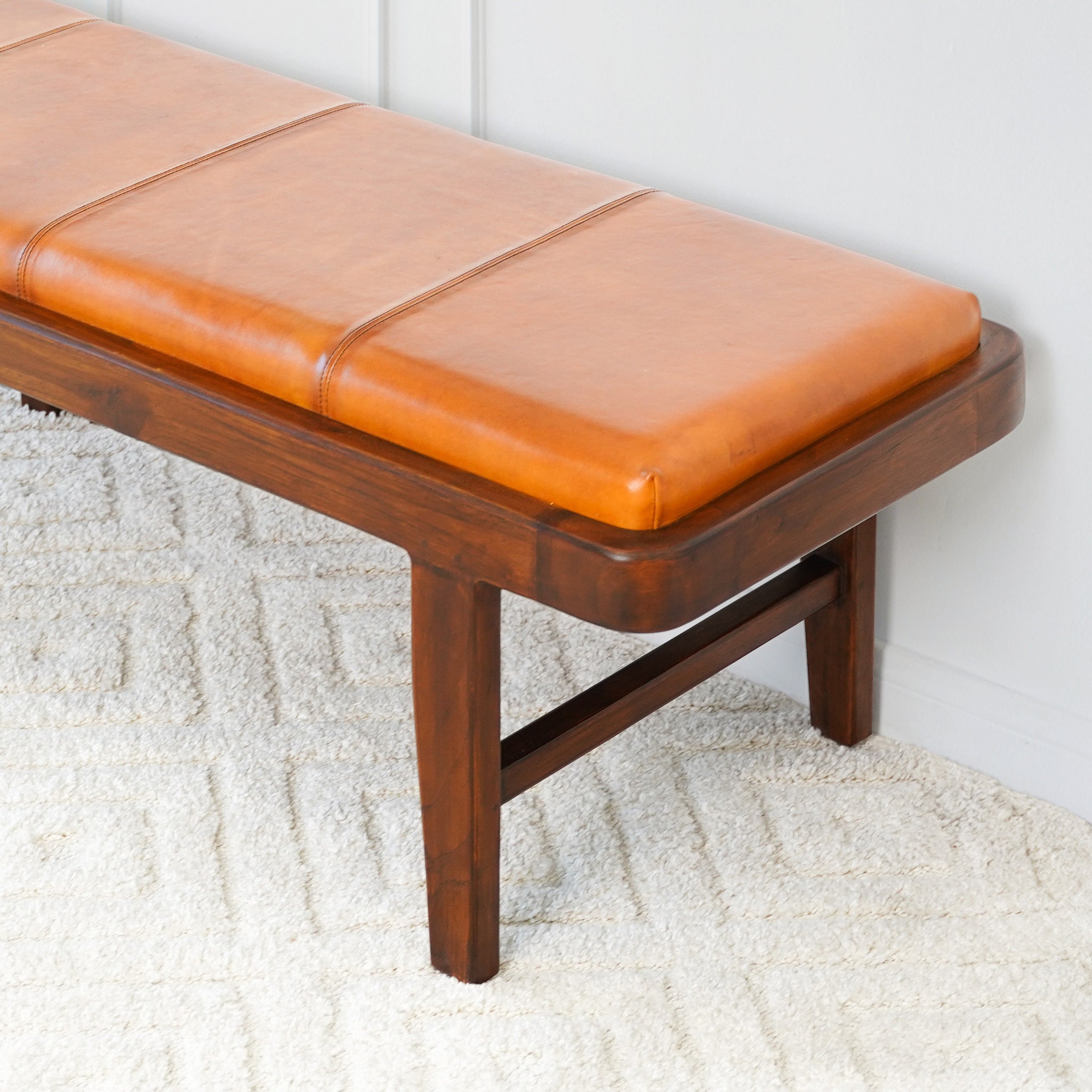 Ashcroft - Maddox Leather Bench in Tan