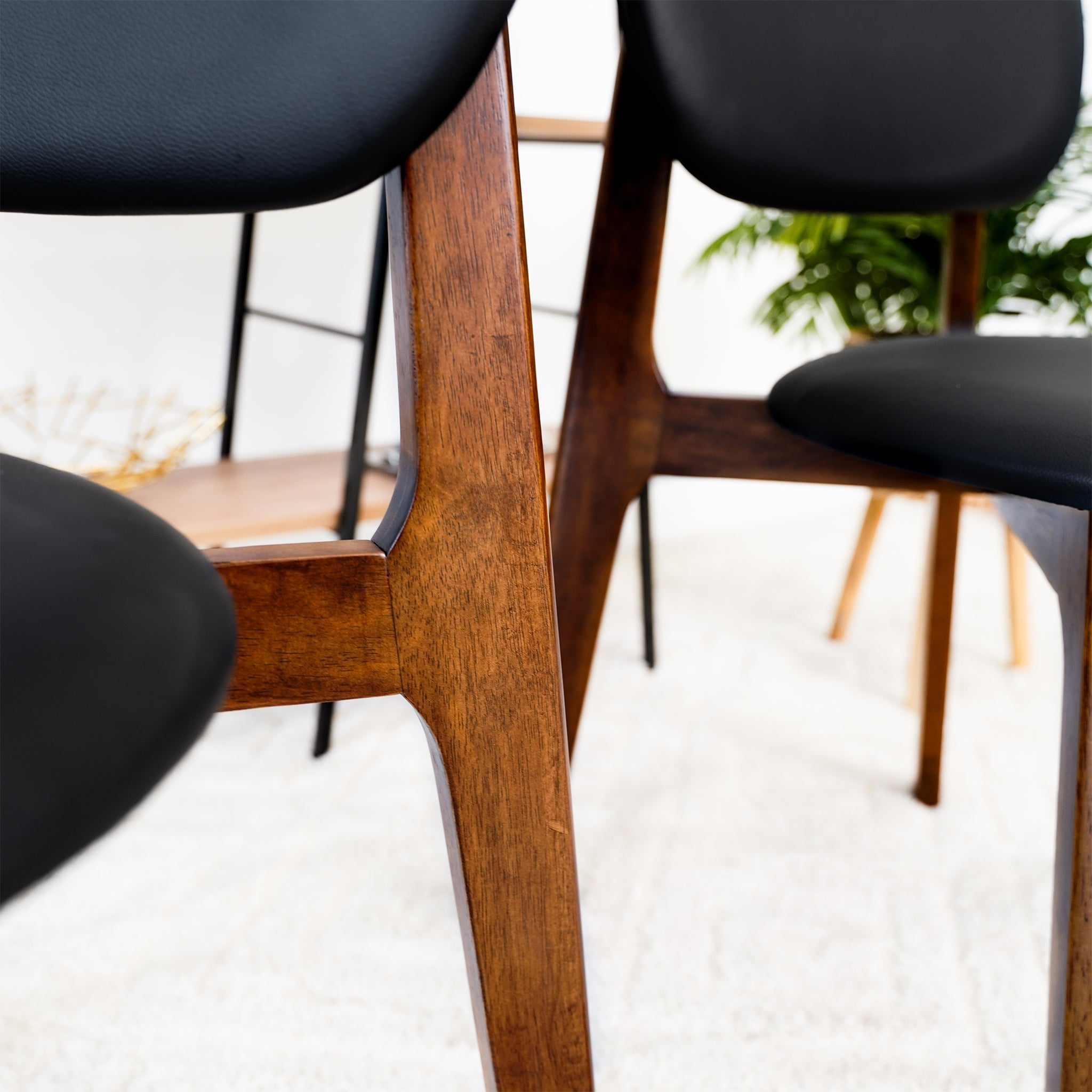 Ashcroft - Kelsey Leather Dining Chair (Set Of 2)