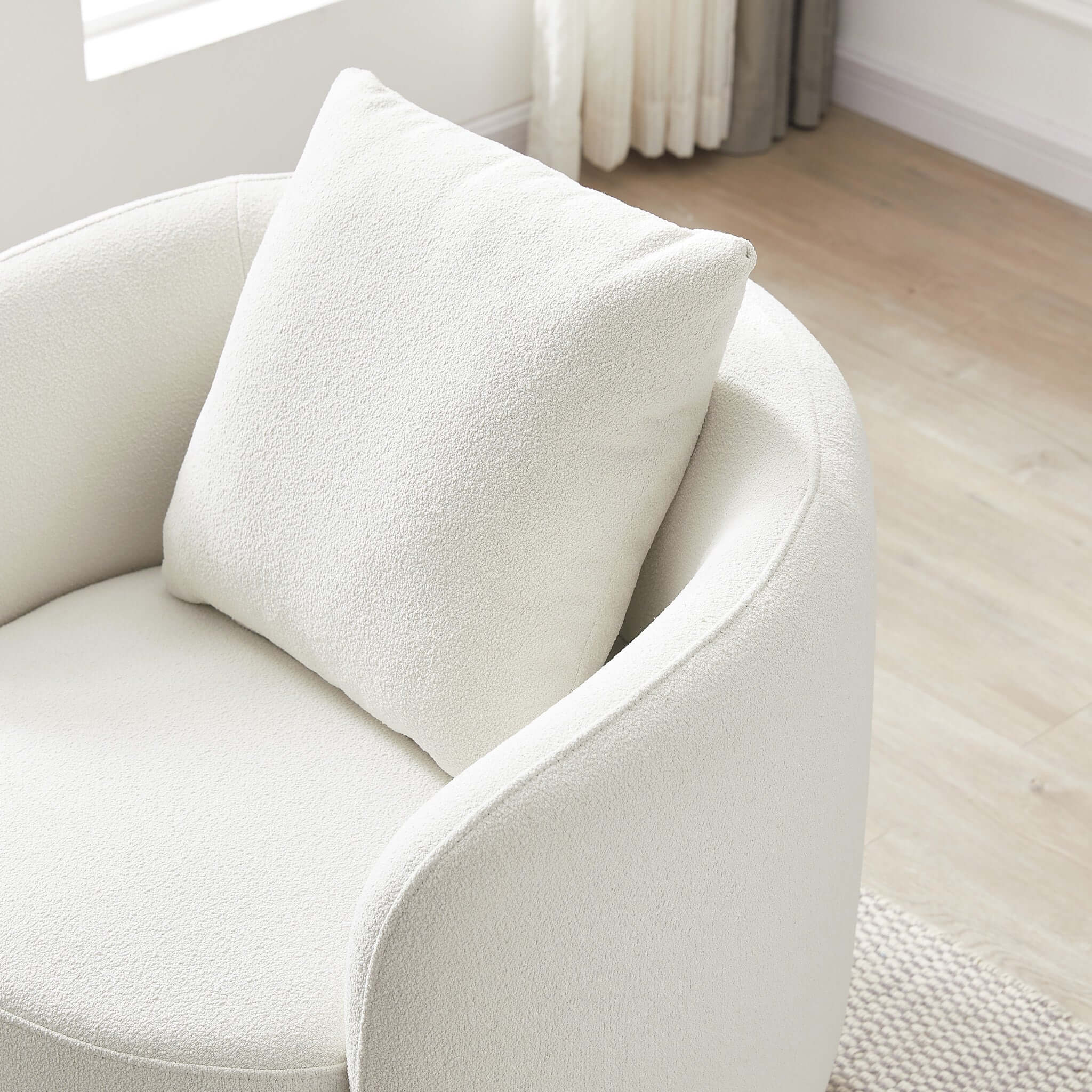Ashcroft - Dylan Lounge Swivel Chair