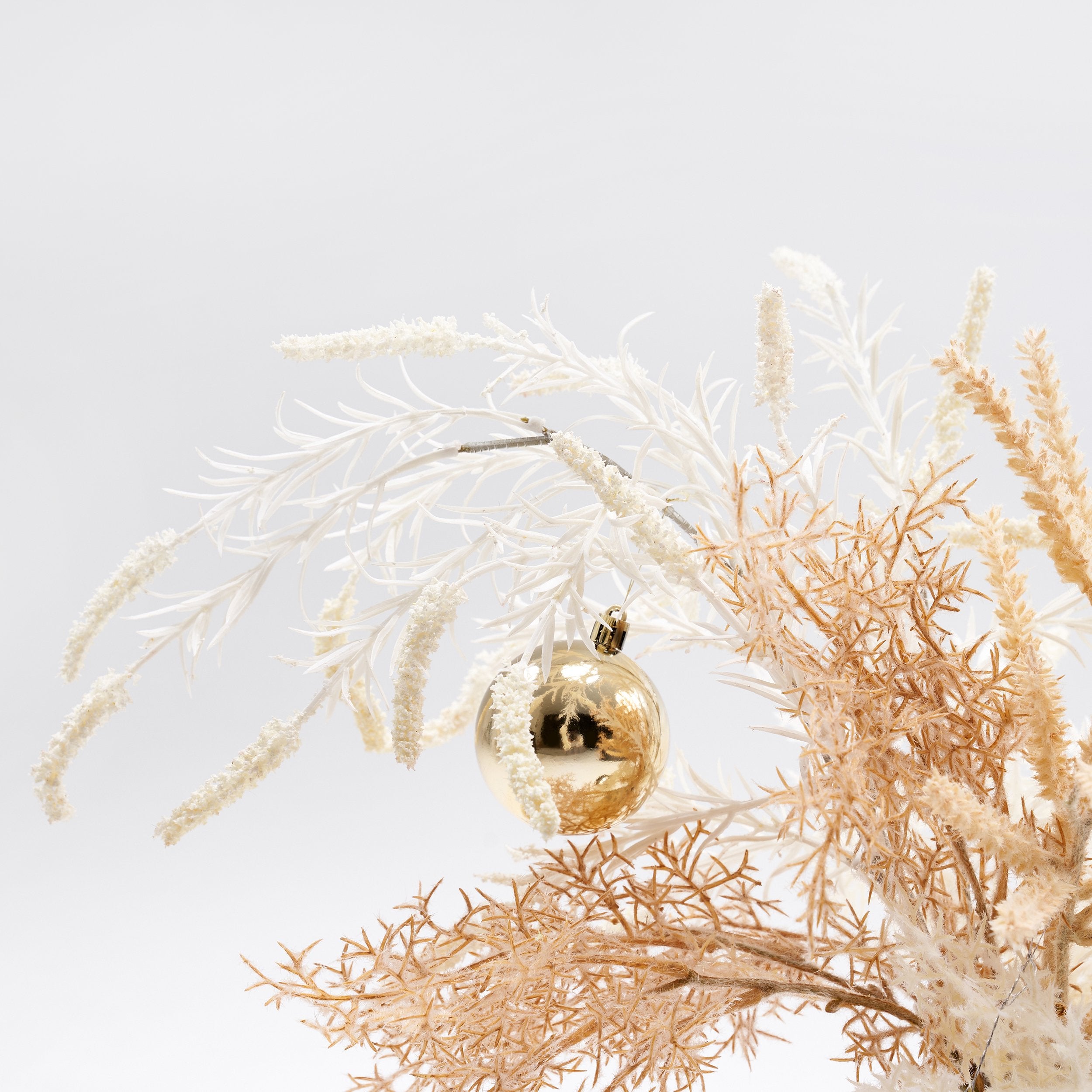 HMR - Christmas Rime Artifical Flower in Vase with Decorative Balls