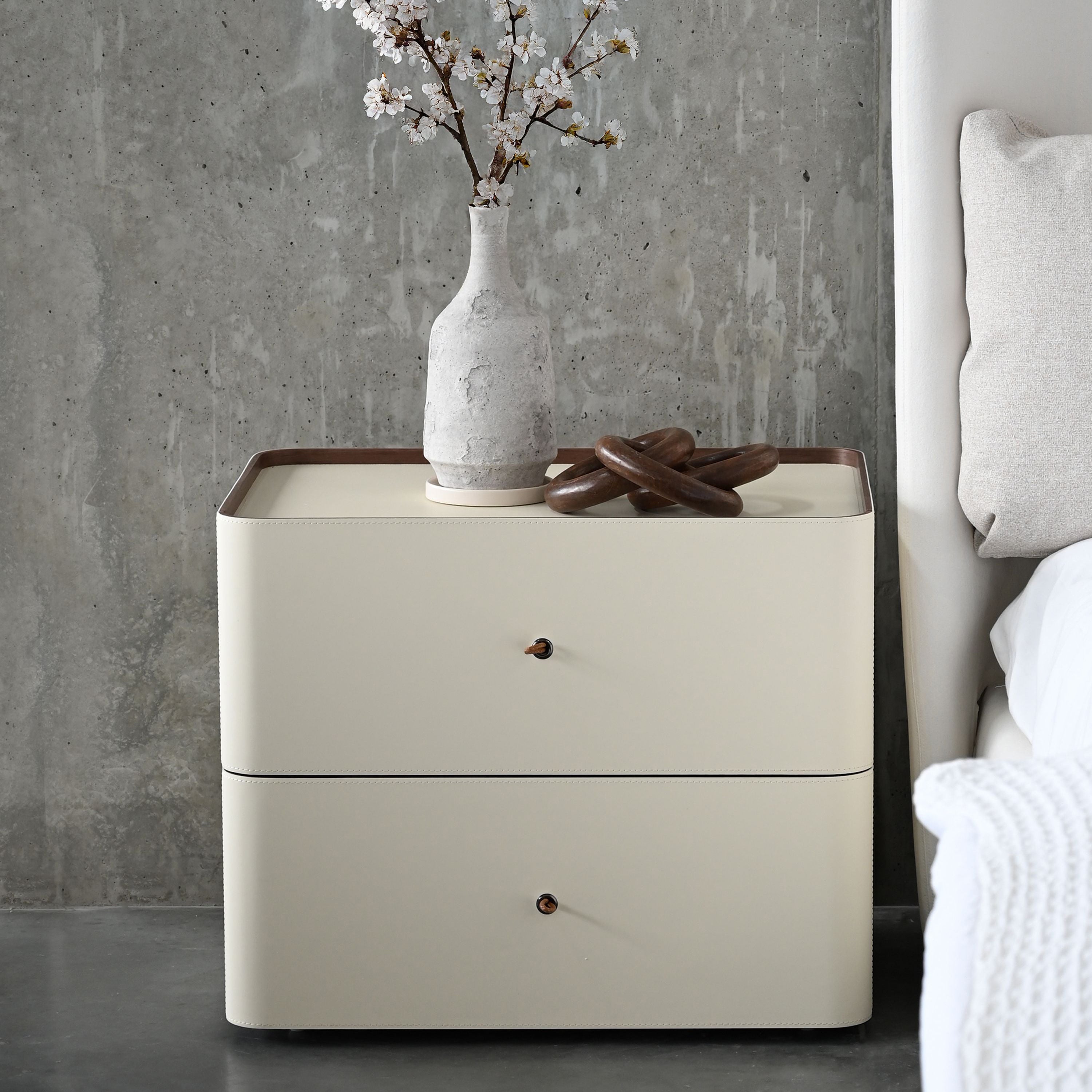 Mobital - Sumu Side Table in Cream
