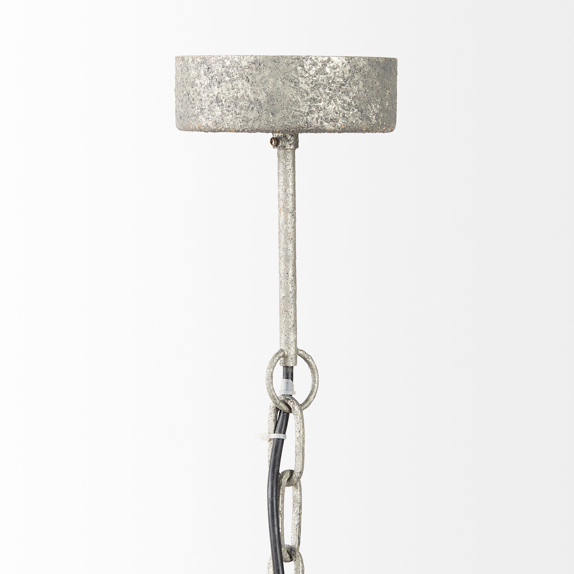 Mercana - Phillum Chandelier in White, Metal