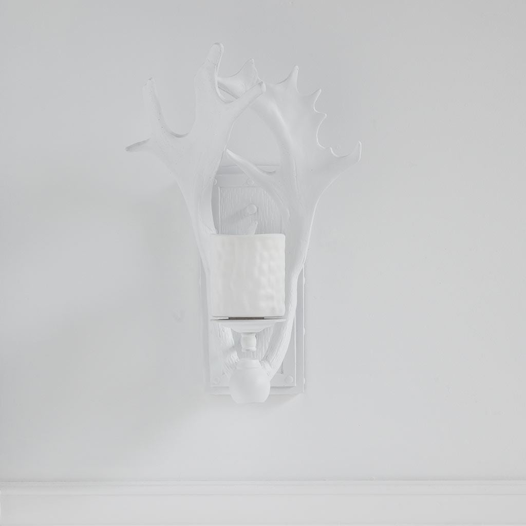 Mercana - Rockland Wall Sconce in White, Wood