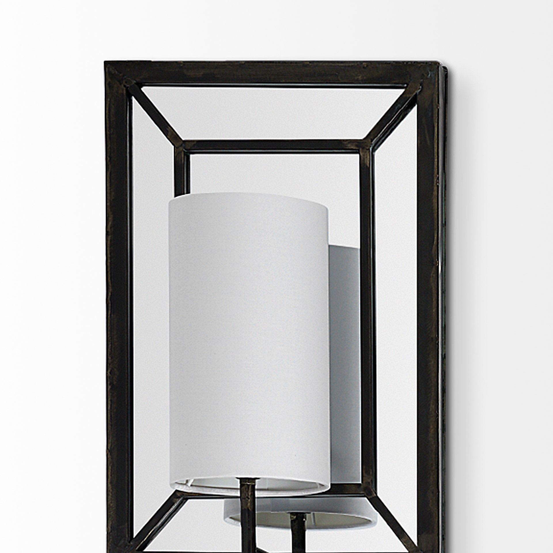 Mercana - Noah Wall Sconce in Black, Metal