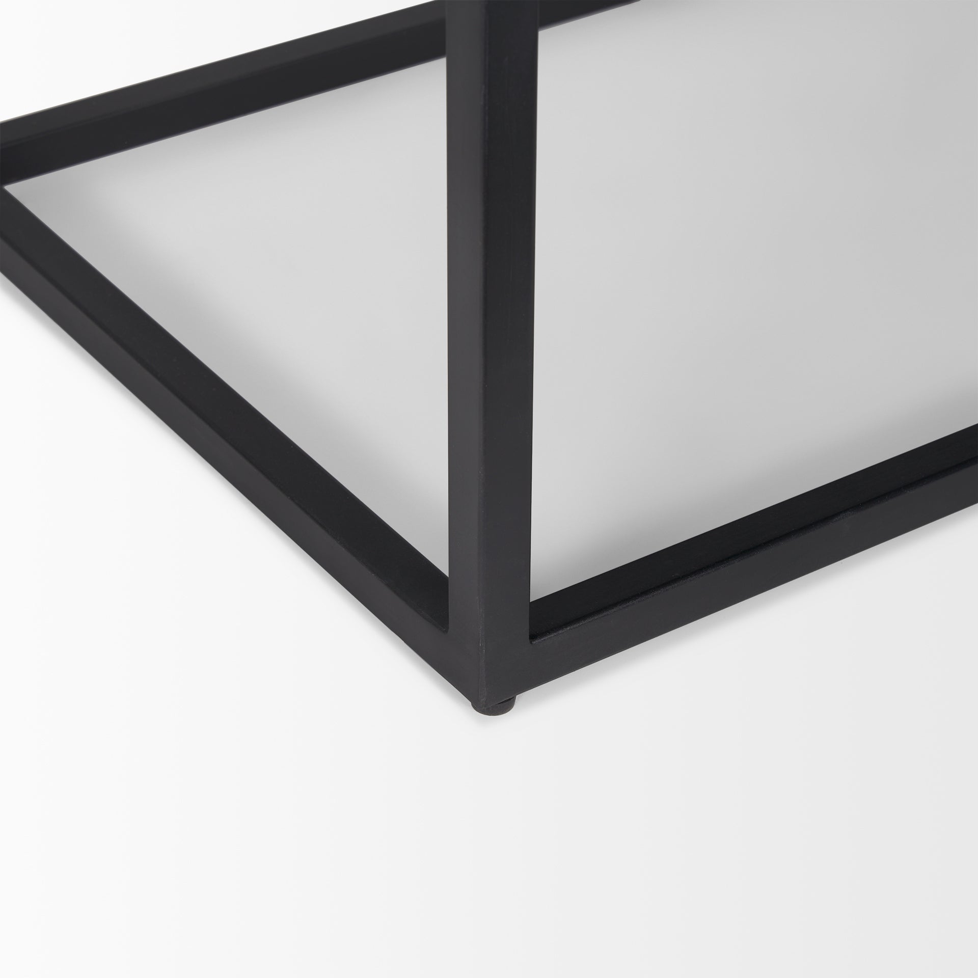Mercana - Sloan End Table in Black, Metal