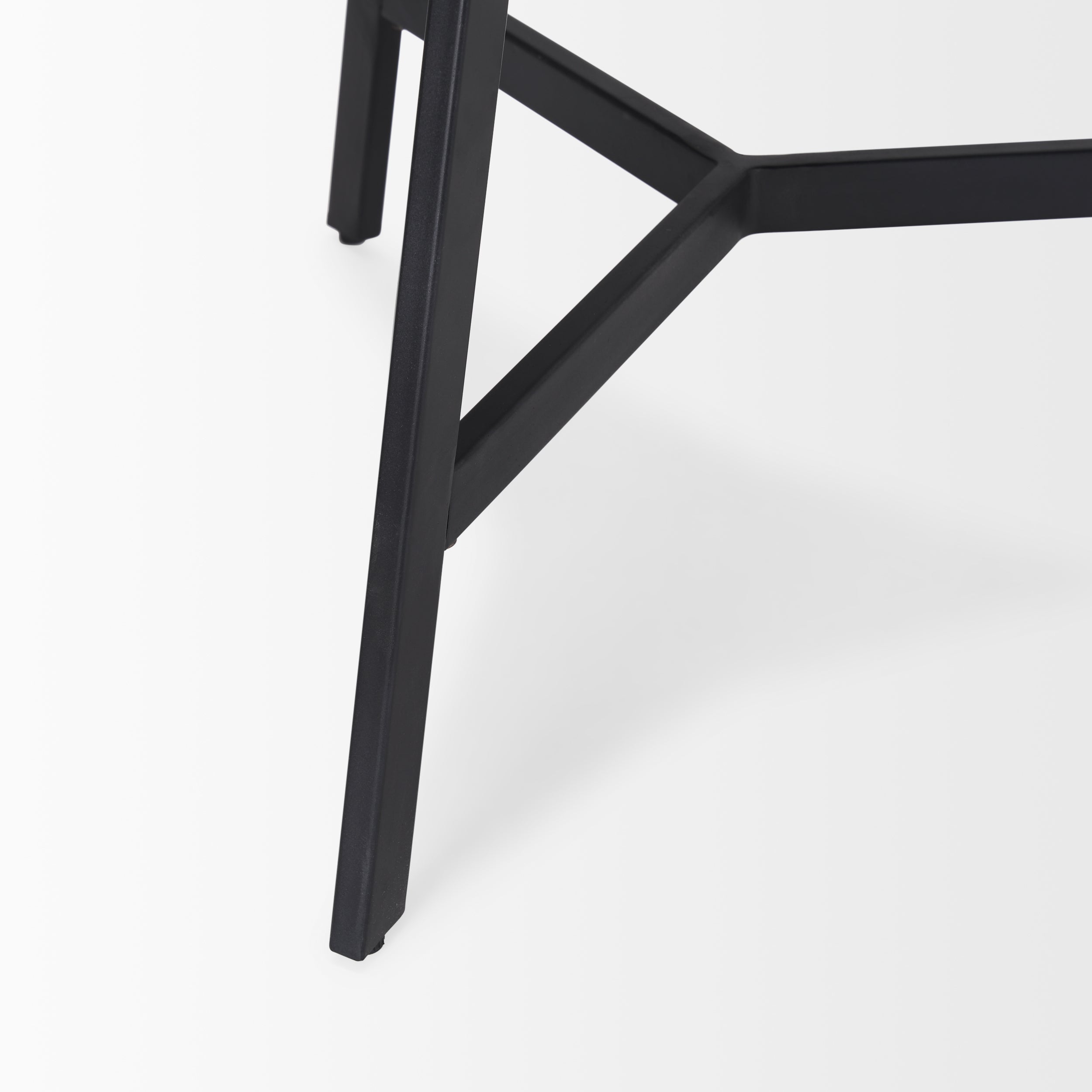 Mercana - Todd Accent Table in Brown, Wood