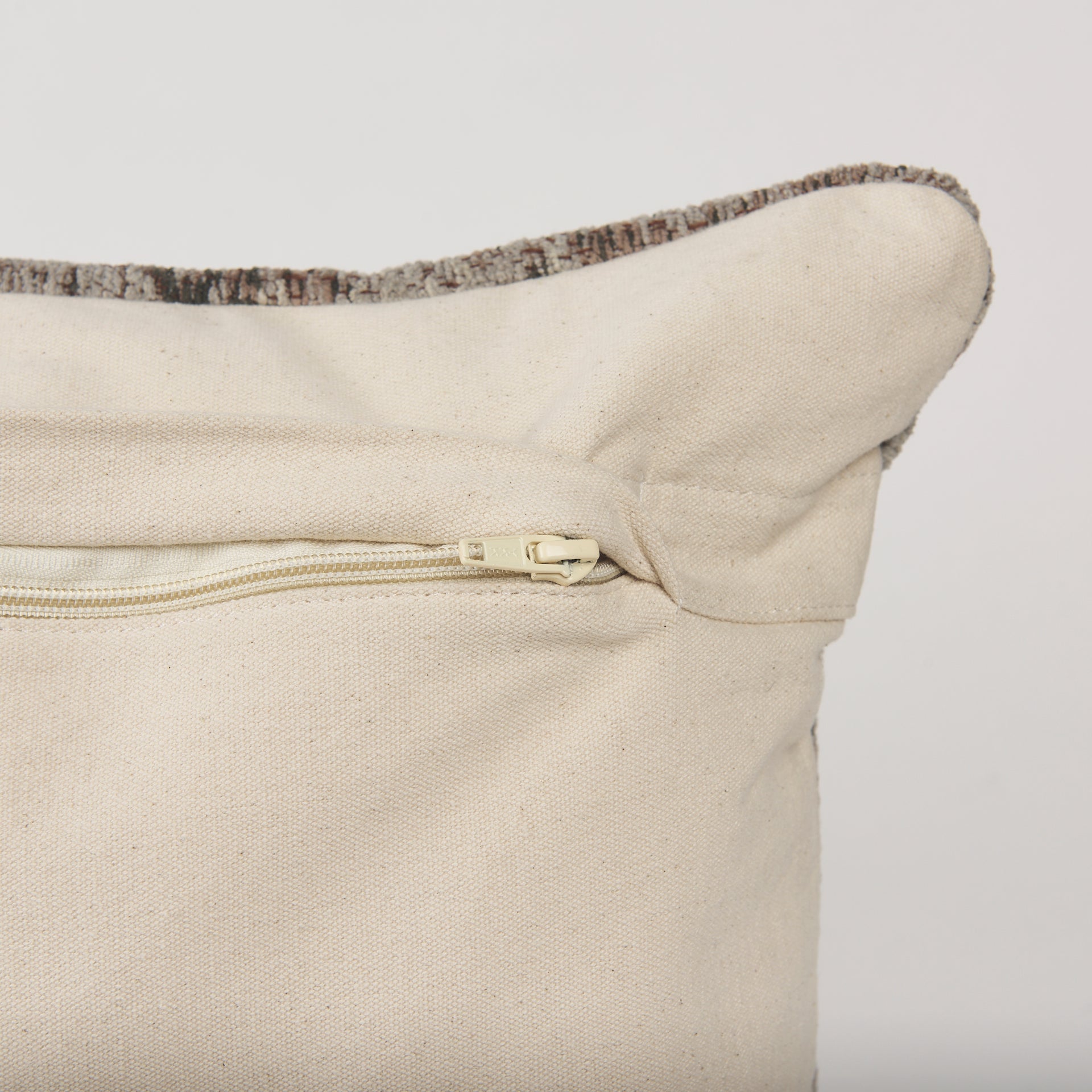 Mercana - Khloe Pillow Cover in Gray, Chenille