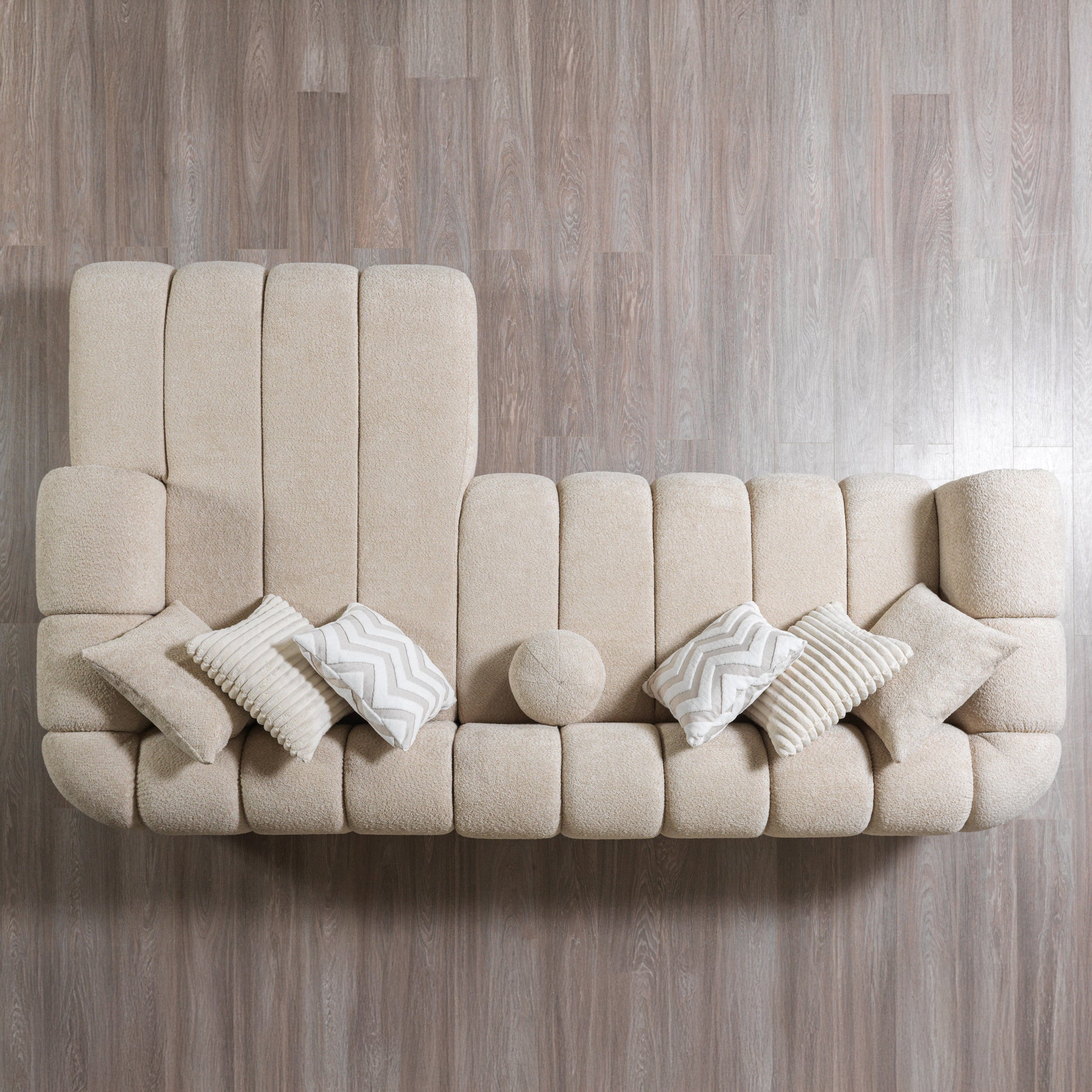 Nova - Lis Sand Boucle 115" Sectional