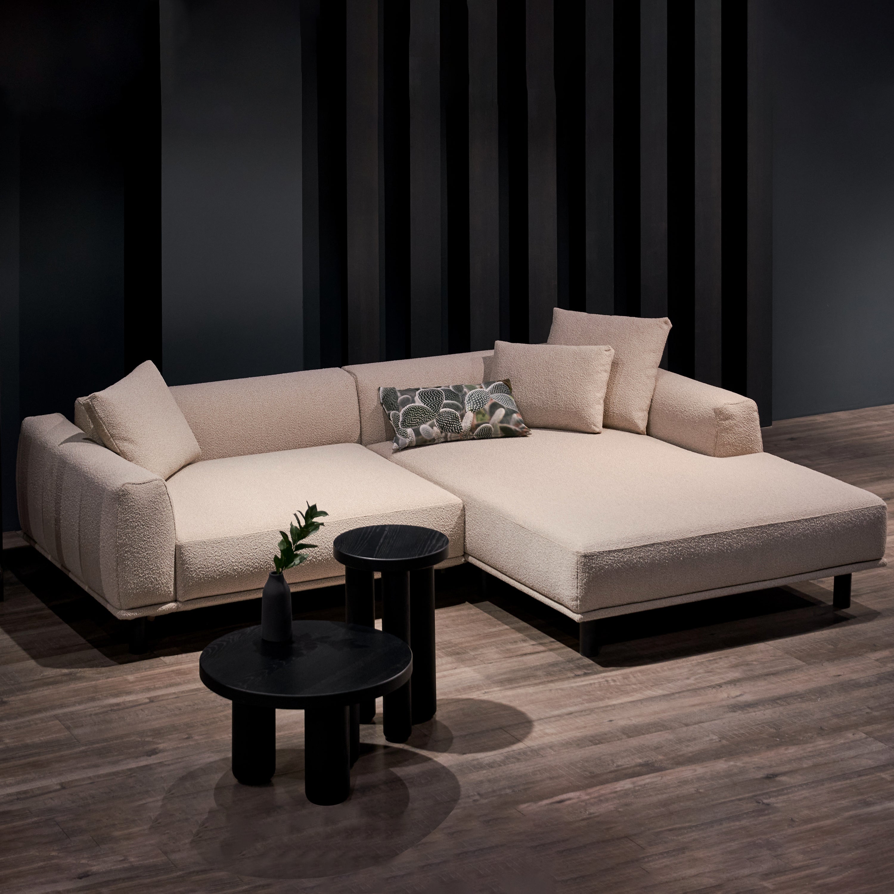 ROSHE - Ezari Corner Sofa