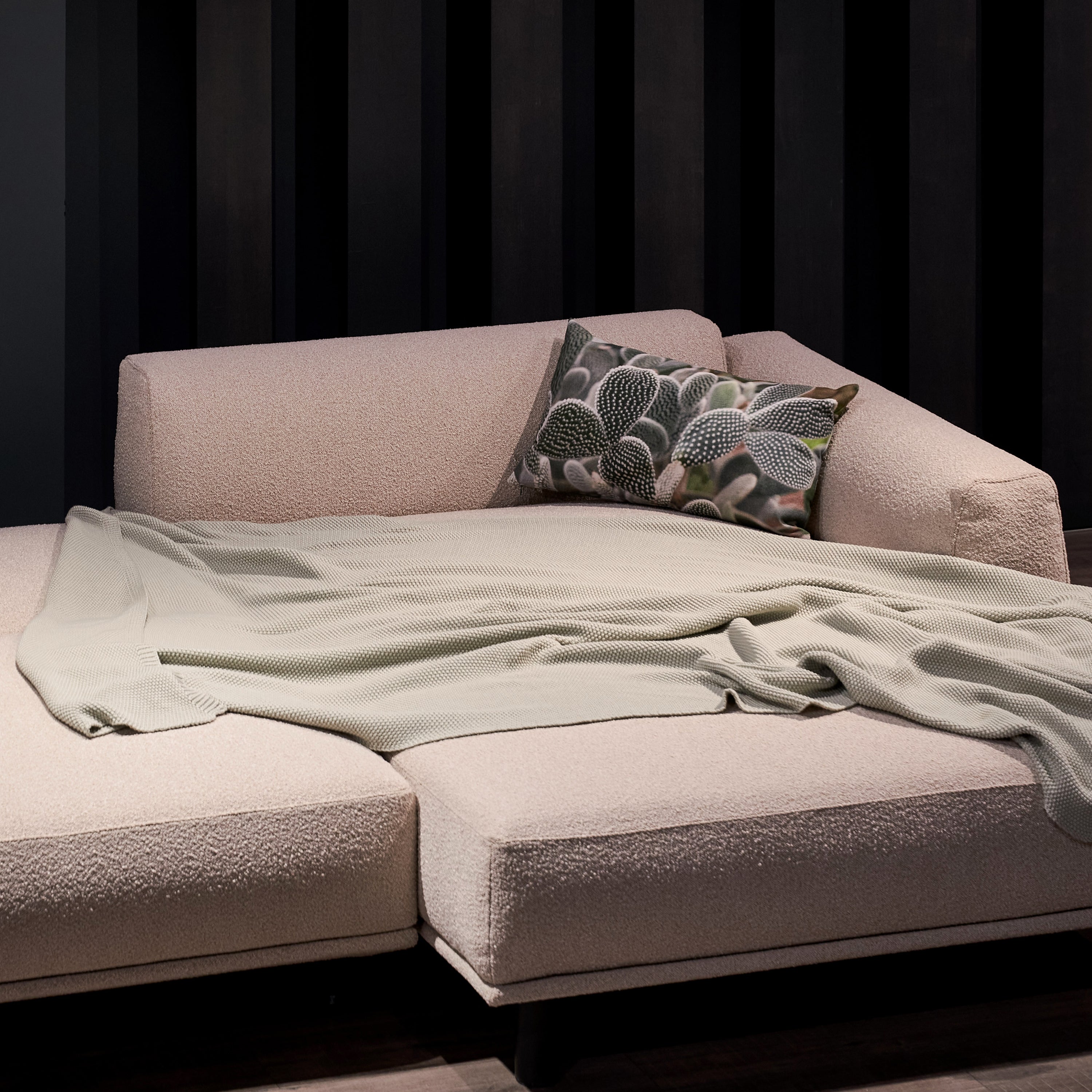 ROSHE - Ezari Corner Sofa