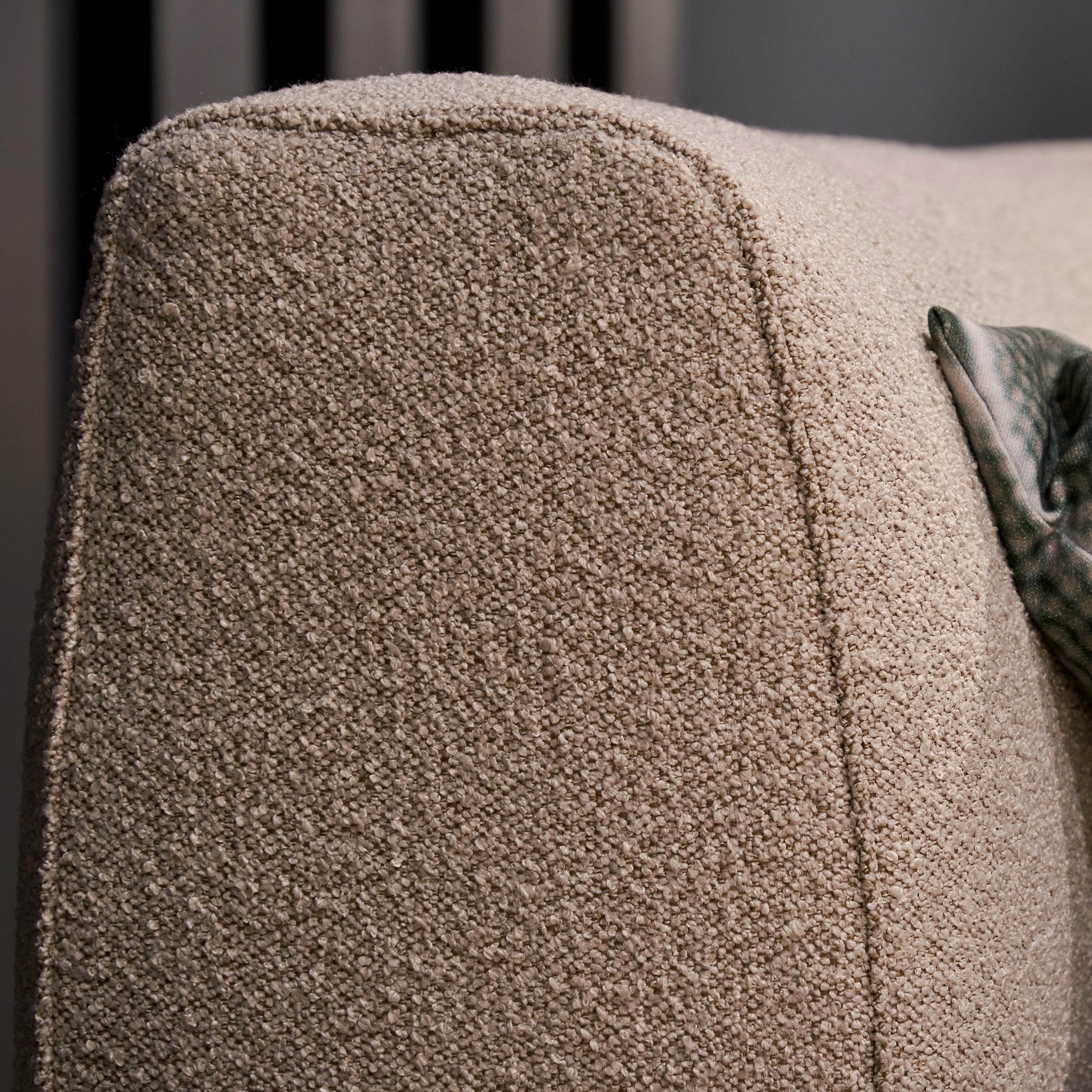 ROSHE - Ezari Corner Sofa
