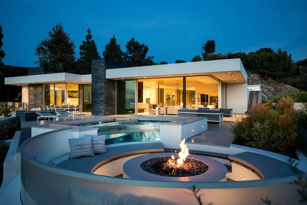 Inspiring Patio Decor Ideas to Spruce Up Your Backyard