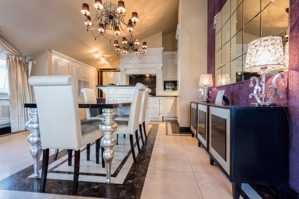 Traditional and Modern Accessories for Glamour Interiors