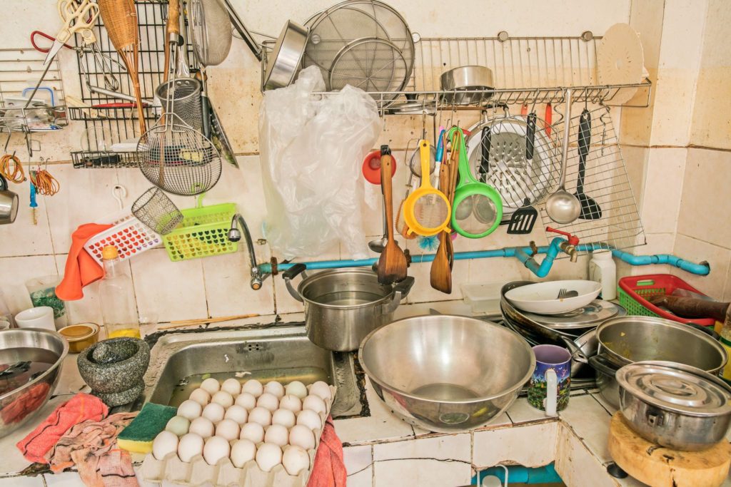 How to get rid of visual noise in the kitchen