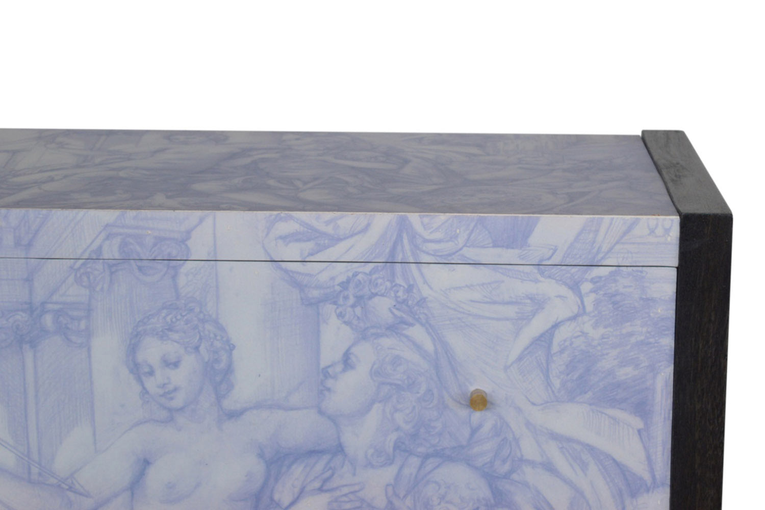Artisan - Avanti Garden of Venus Chest