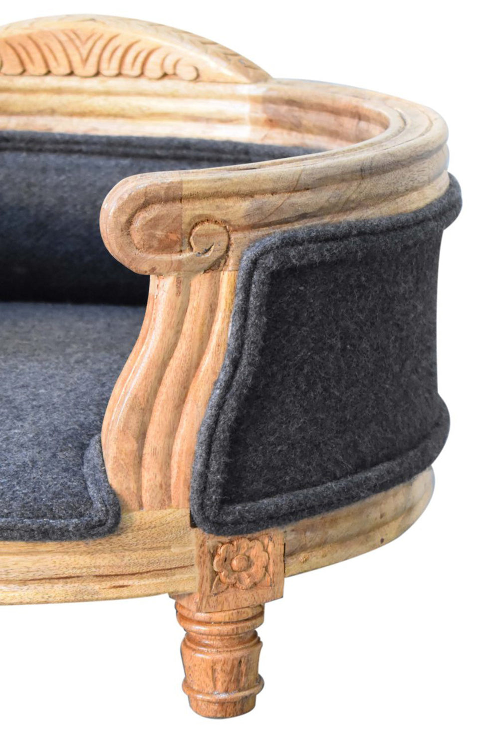 Artisan - Carved Battleship Tweed Pet Bed