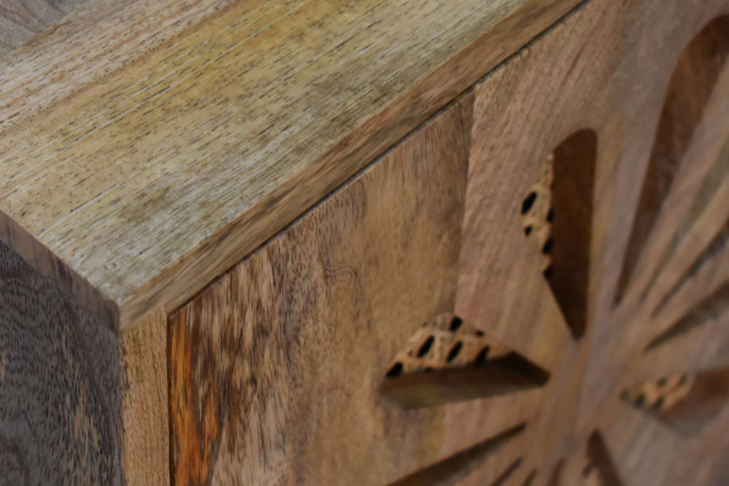 Artisan - Rosalie Bedside