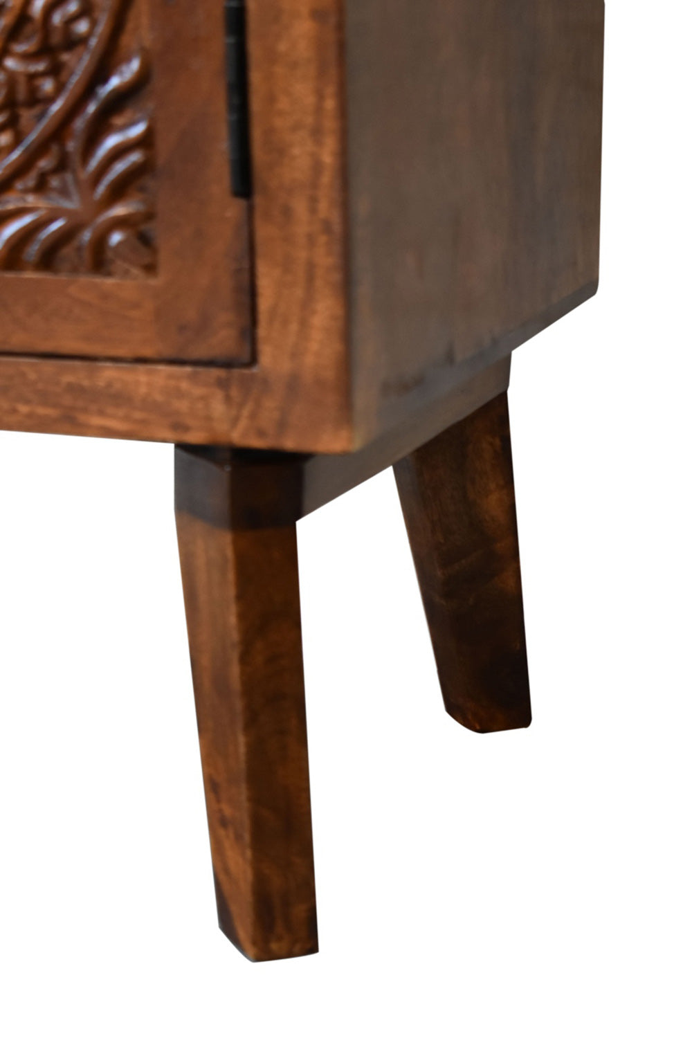 Artisan - Tova Bedside
