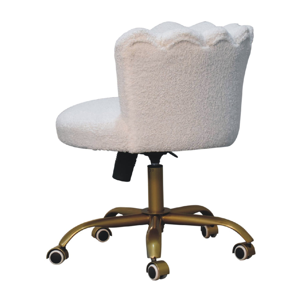 Artisan - Swivel Chair in White, Boucle