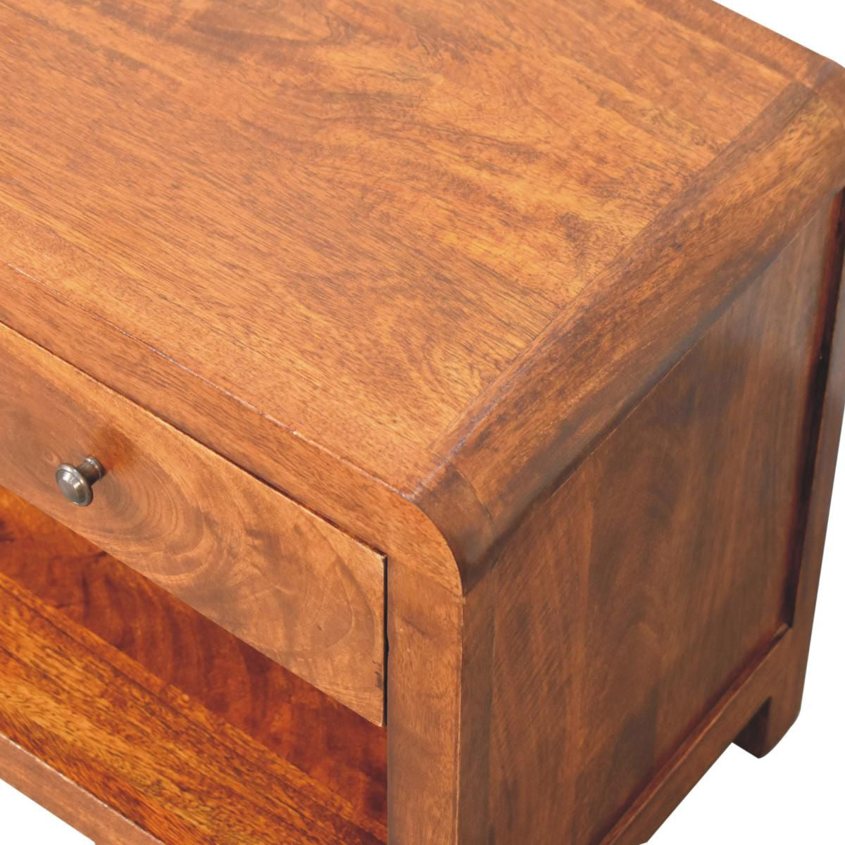 Artisan - Aspen Media Unit