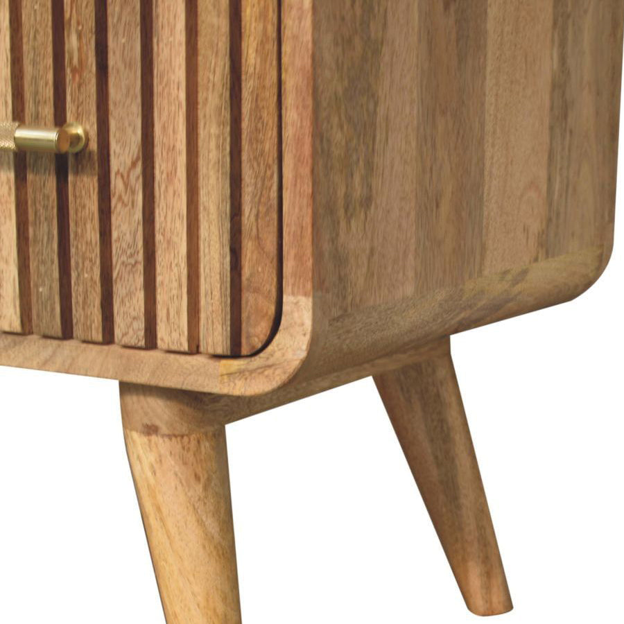 Artisan - T-Bar Ridged Chest