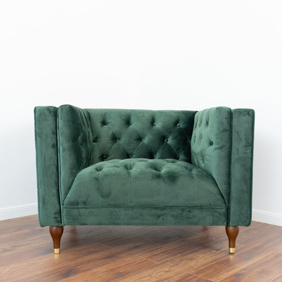 Ashcroft - Evelyn Tufted Back Velvet Lounge Chair in Green