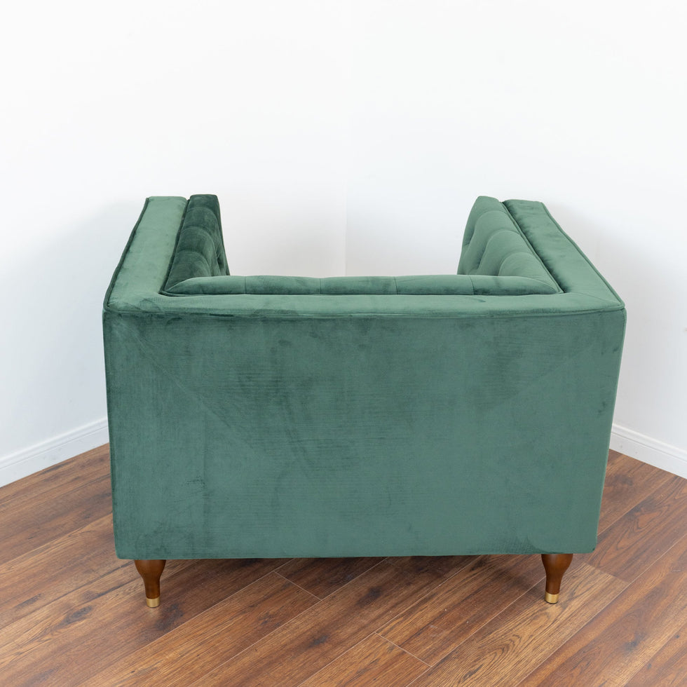 Ashcroft - Evelyn Tufted Back Velvet Lounge Chair in Green