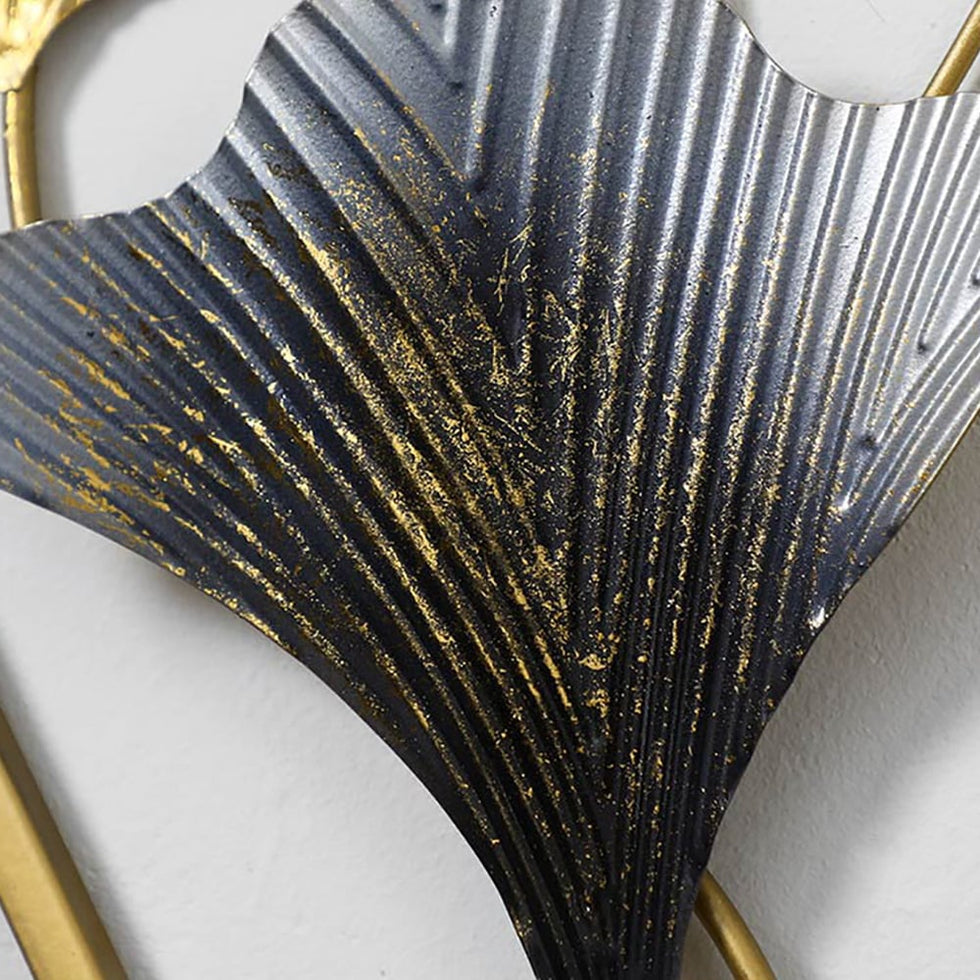 HMR - 2 Pieces Triangular Wall Hollow-out Ginkgo Leaves Floral Art in Metal