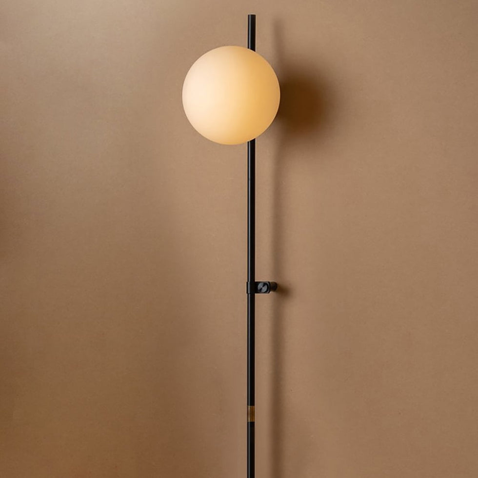 HMR - Modern Plug-in Wall Sconce