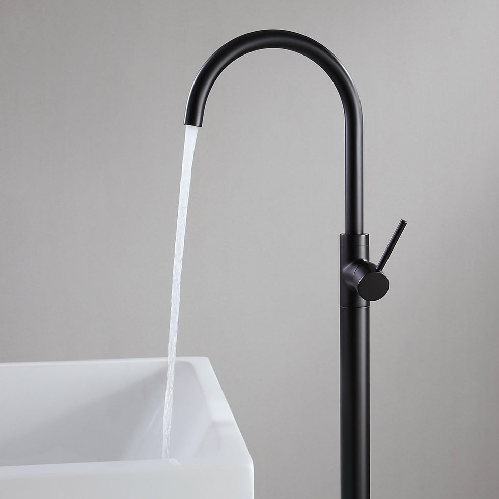 HMR - Brewst Freestanding Tub Filler Faucet in Matte Black, Brass