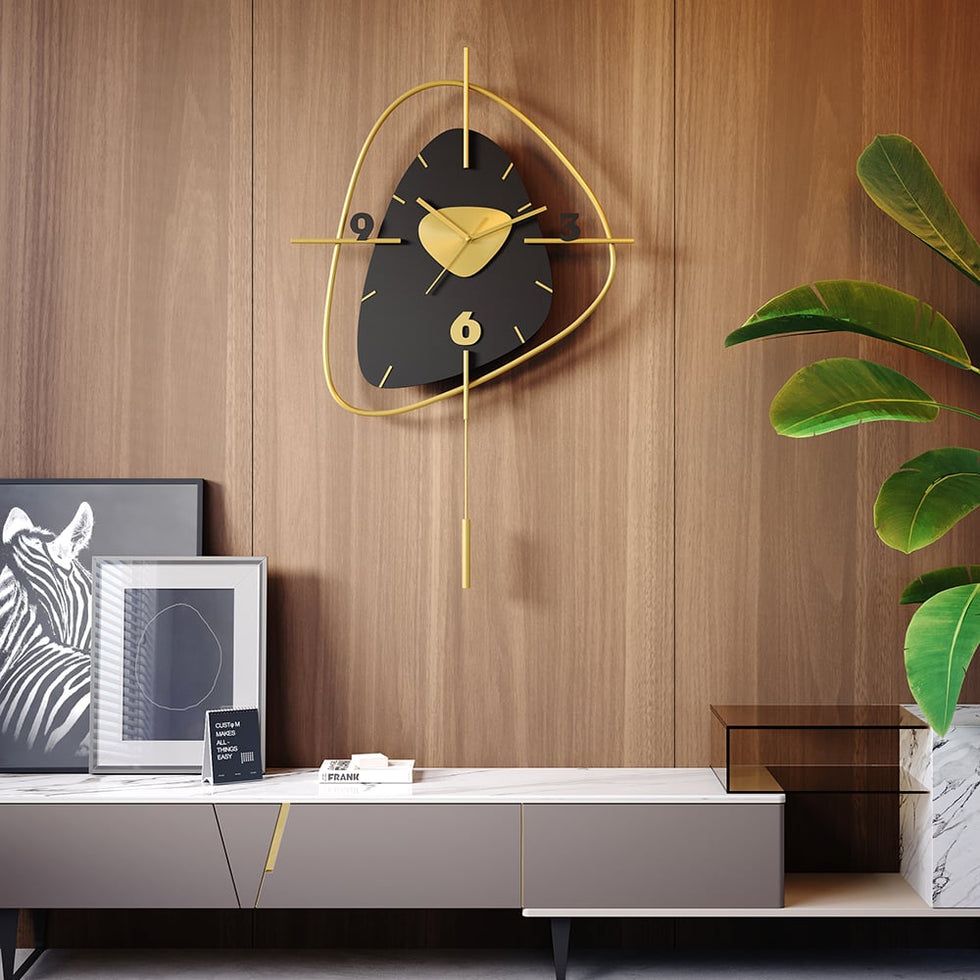 HMR - Creative Scandinavian Wall Clock