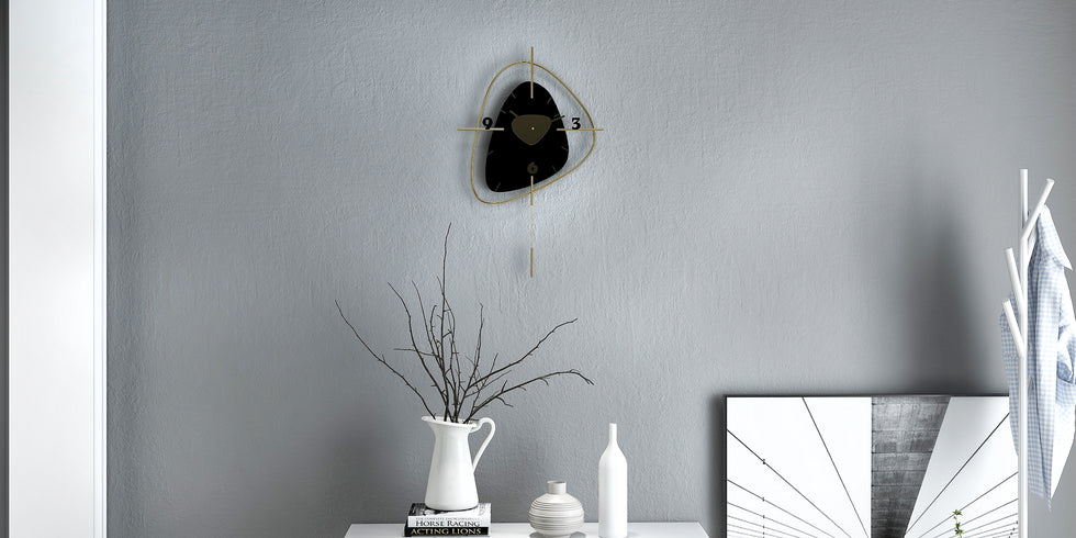 HMR - Creative Scandinavian Wall Clock