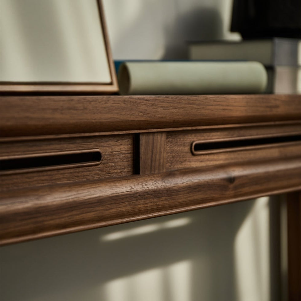 HMR - 47.2" Mid Century Modern Console Table Walnut Solid Wood Entryway Table with 4 Legs