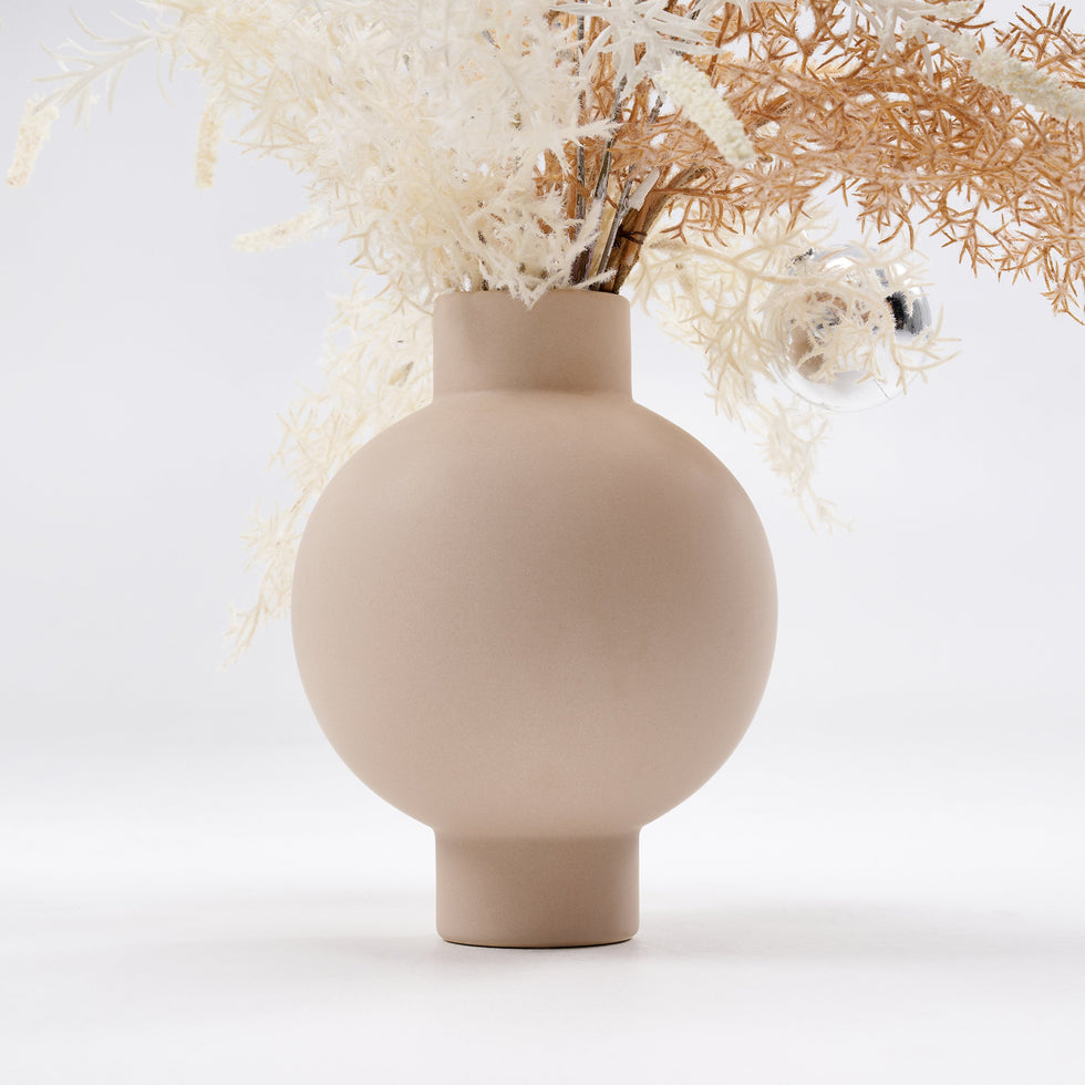 HMR - Christmas Rime Artifical Flower in Vase with Decorative Balls