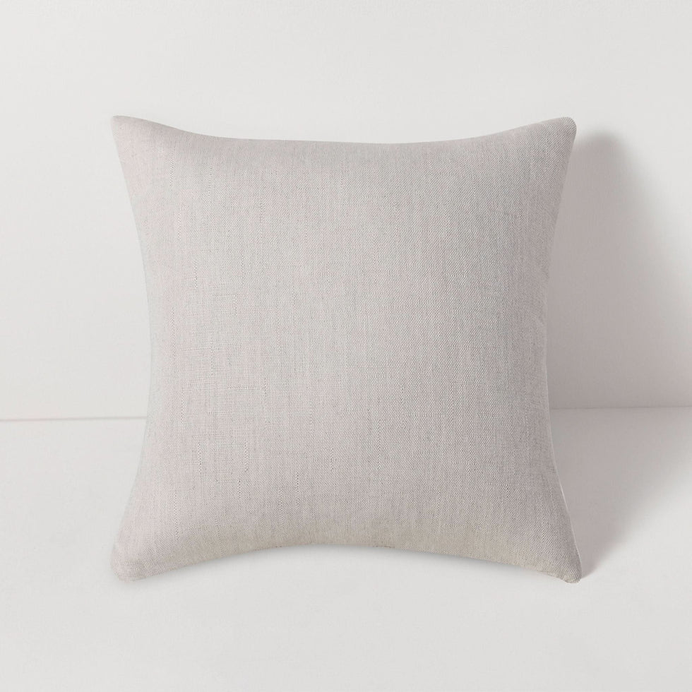 Harbour - Throw Pillow Stirling Sanddollar