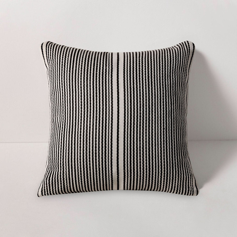 Harbour - Throw Pillow Bateau Classic