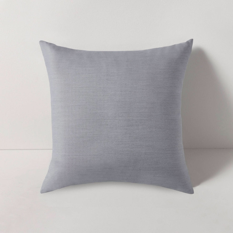 Harbour - Throw Pillow Panama Cloud