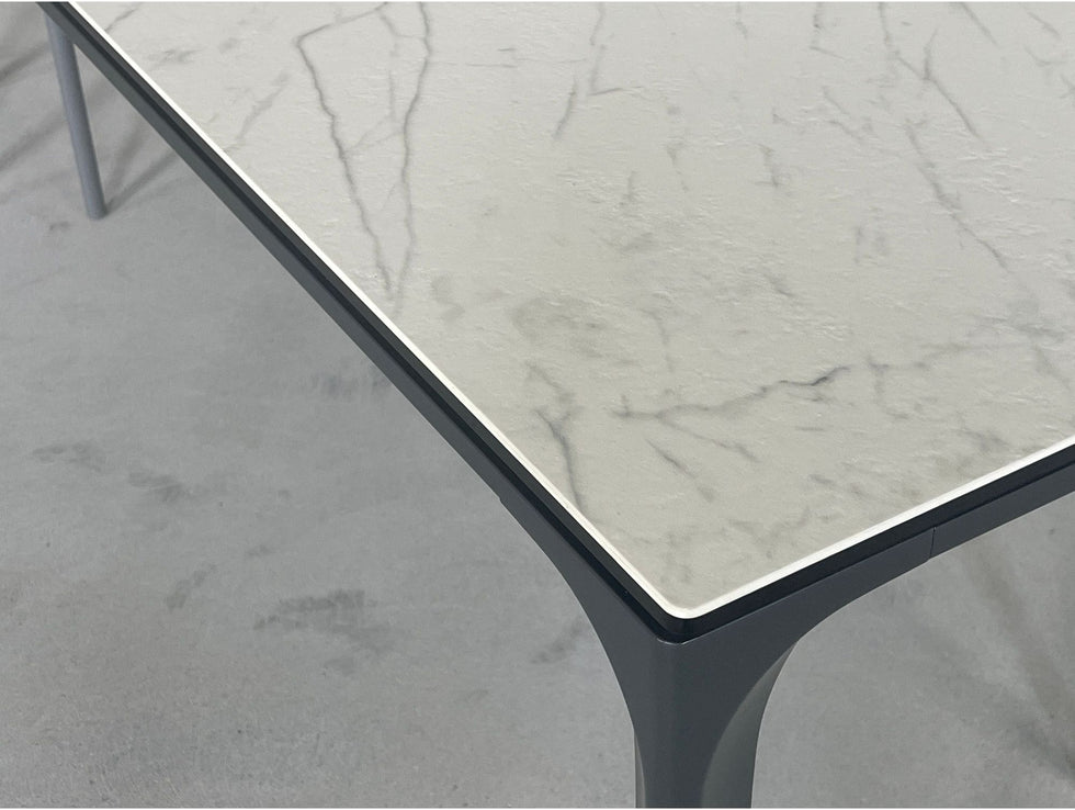 Mobital - Capri Dining Table