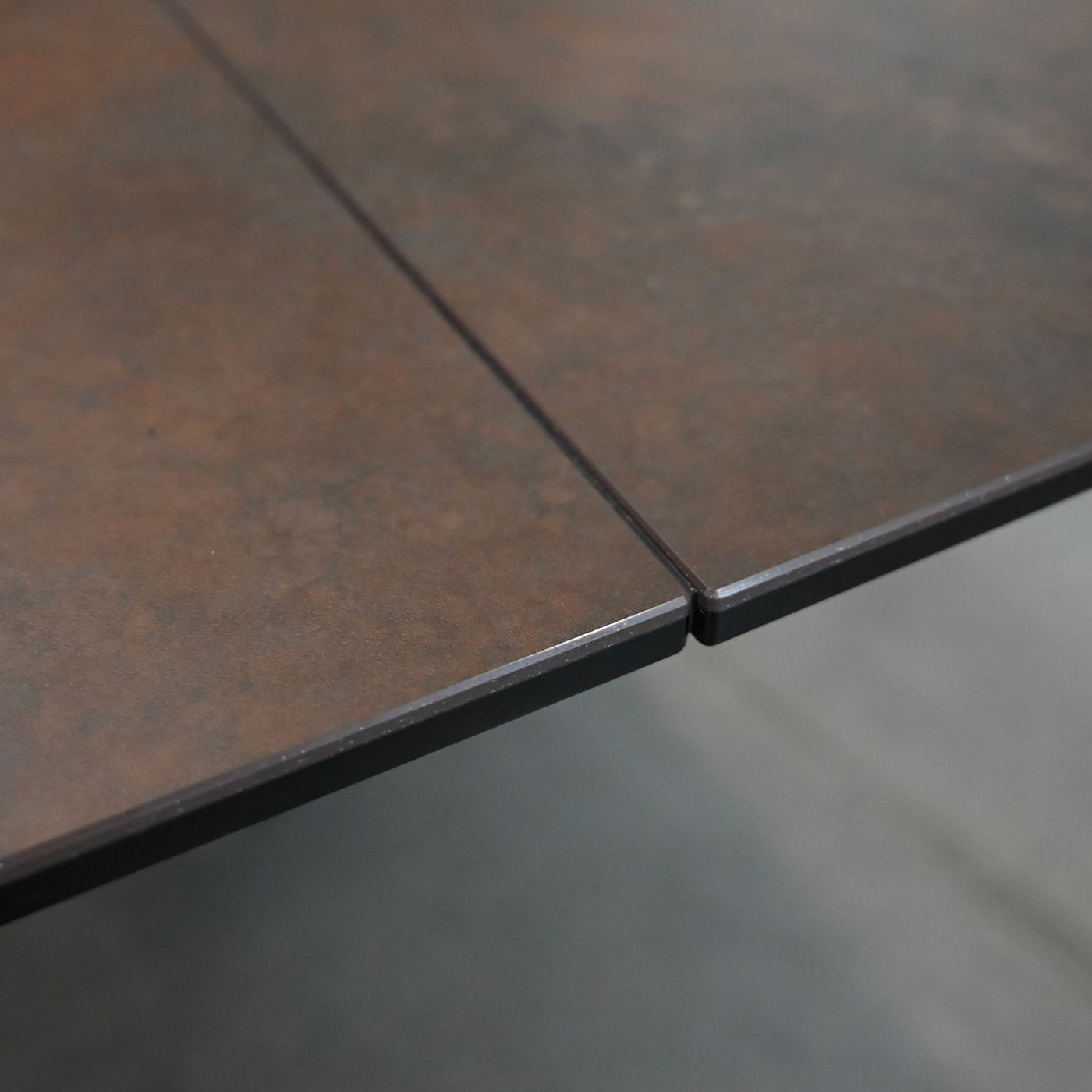 Mobital - Signature Extension Dining Table