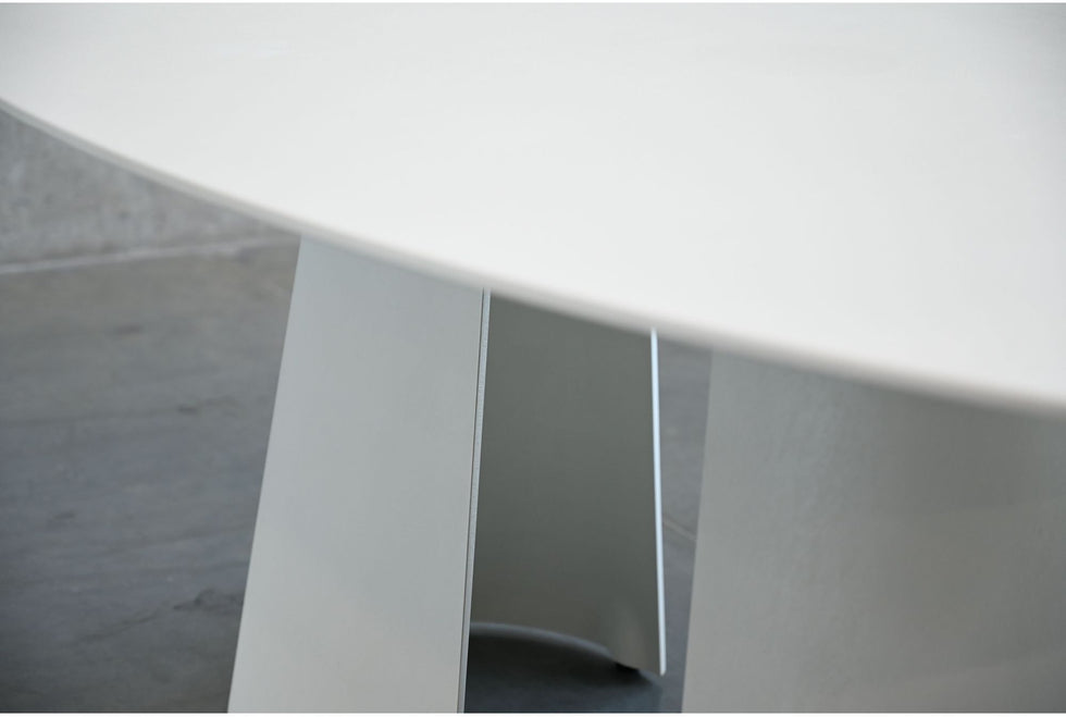 Mobital - Tumuli Oval Dining Table in Tapioca