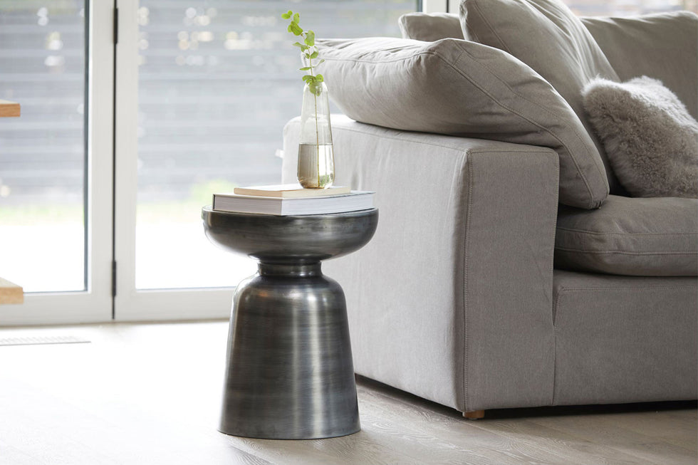 Moe's - Arthur Accent Table in Gray