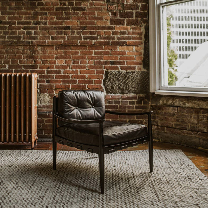 Moe's - Turner Chair in Black