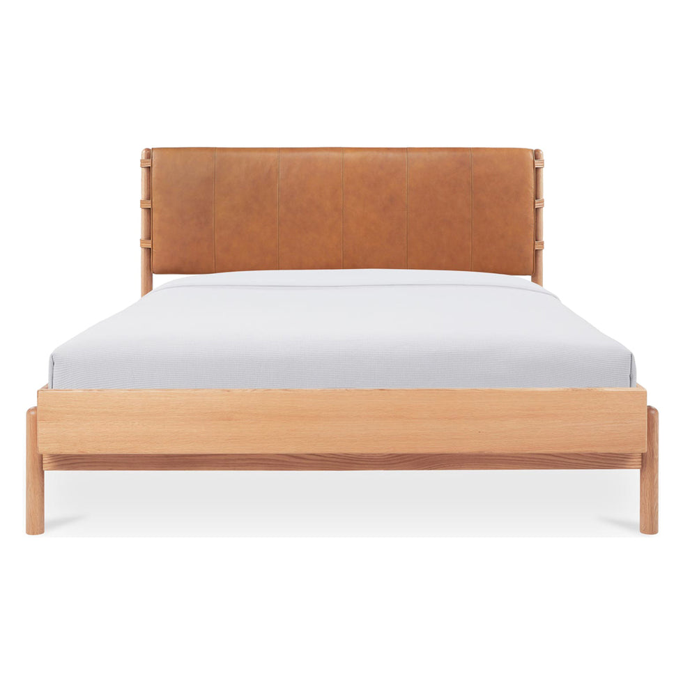 Moe's - Colby Scandinavian Bed